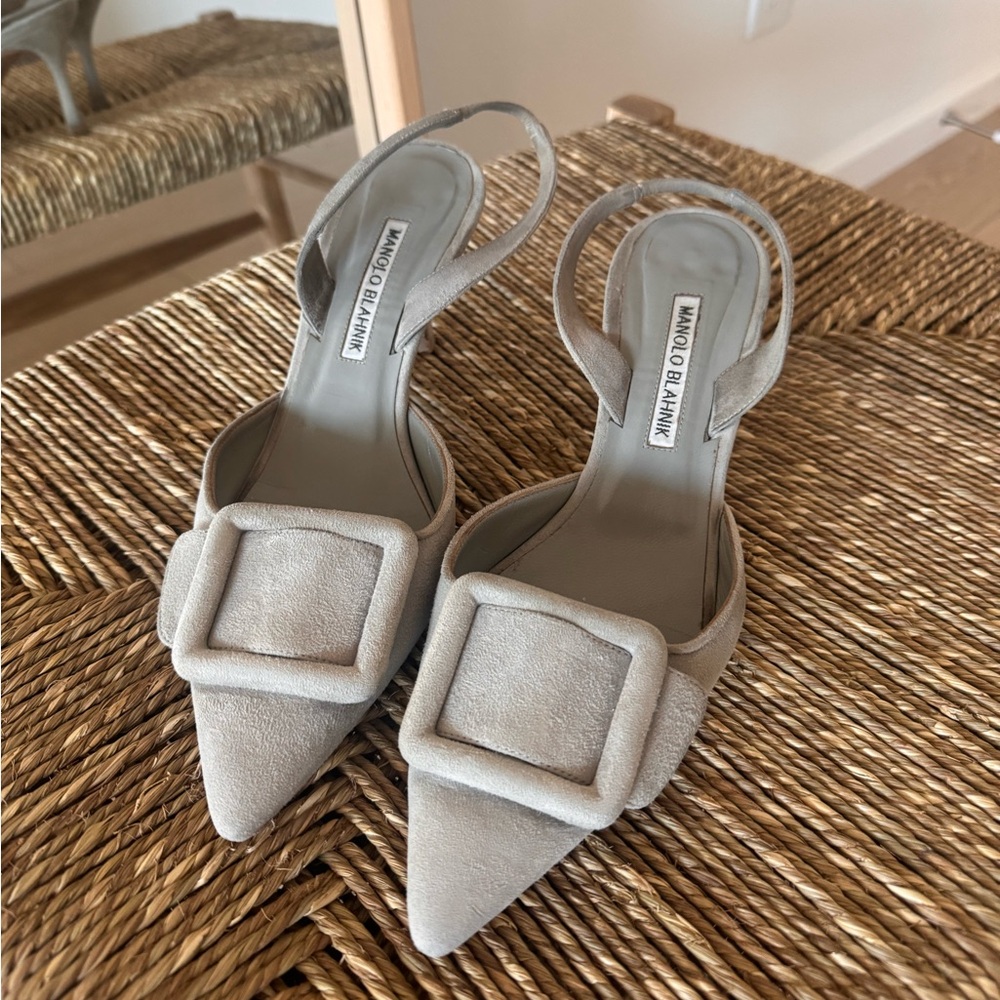 Manolo Blahnik Maysale Slingback Pumps